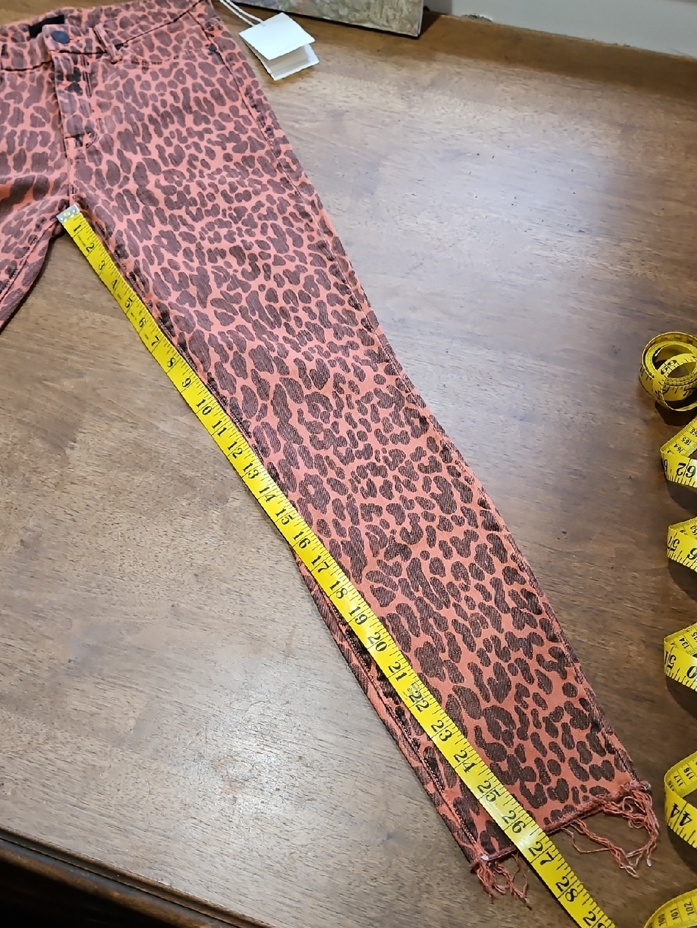 🧡🖤🧡MOTHER Coral Leopard-Print Skinny Jeans - Picture 15 of 17